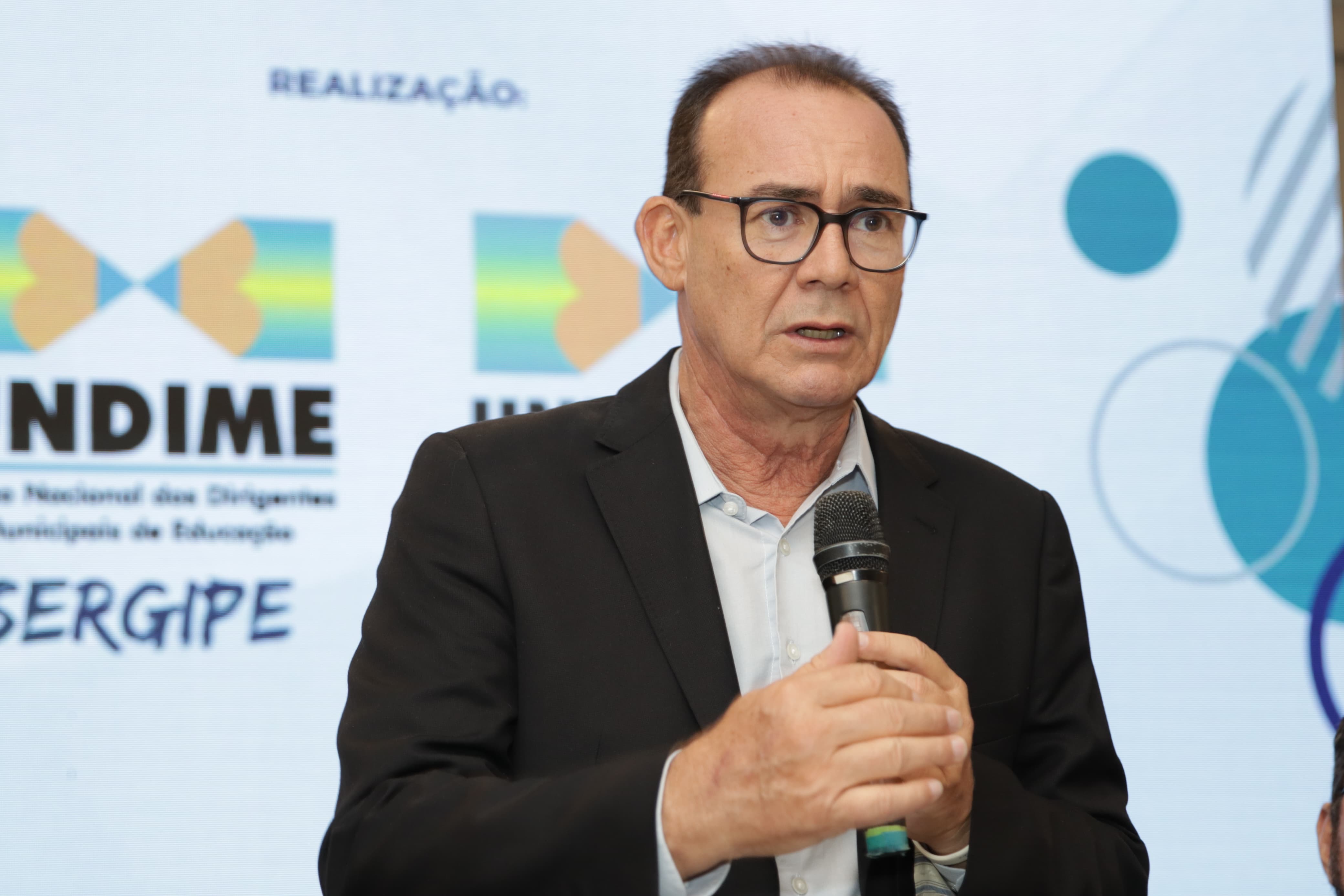 Secretário de Estado da Educação, Zezinho Sobral