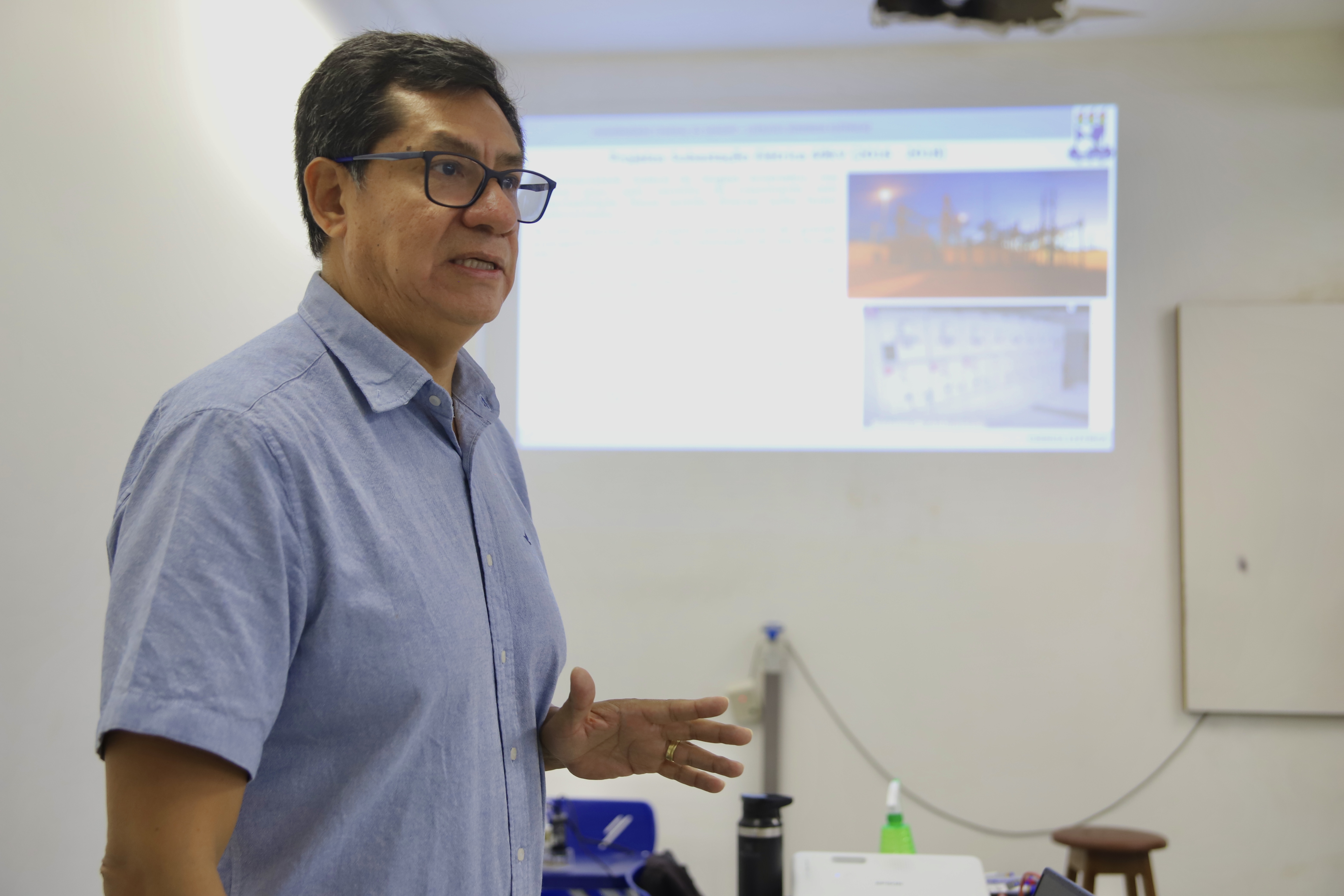 Milthon Serna, professor titular do curso de Engenharia Elétrica da UFS e integrante do Conselho de Eficiência Energética | Foto: Robert Silva