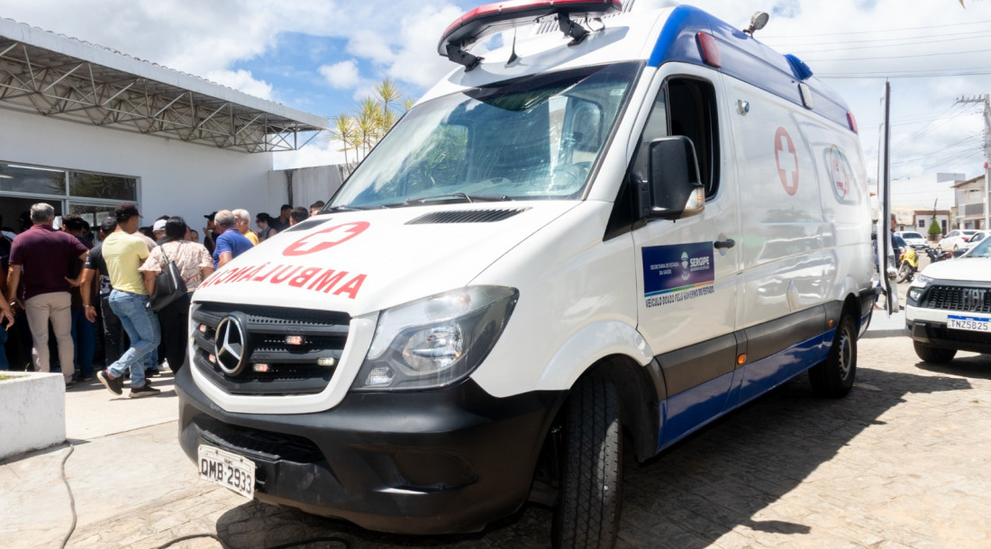 O Governo do Estado já garantiu 16 ambulâncias inter-hospitalares a municípios sergipanos / Fotos: Mário Sousa