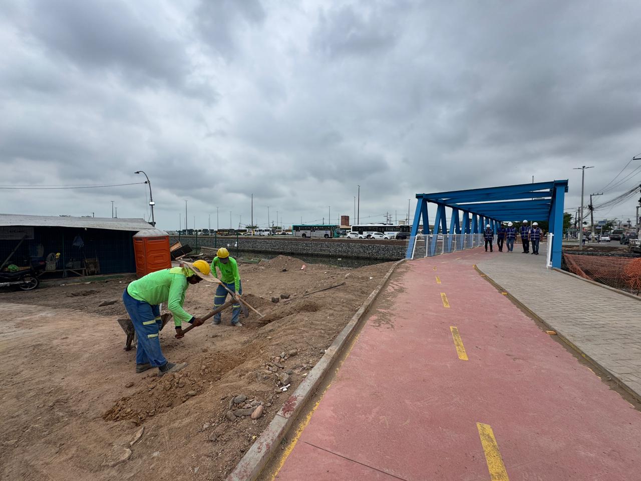 Obra no Bairro Industrial