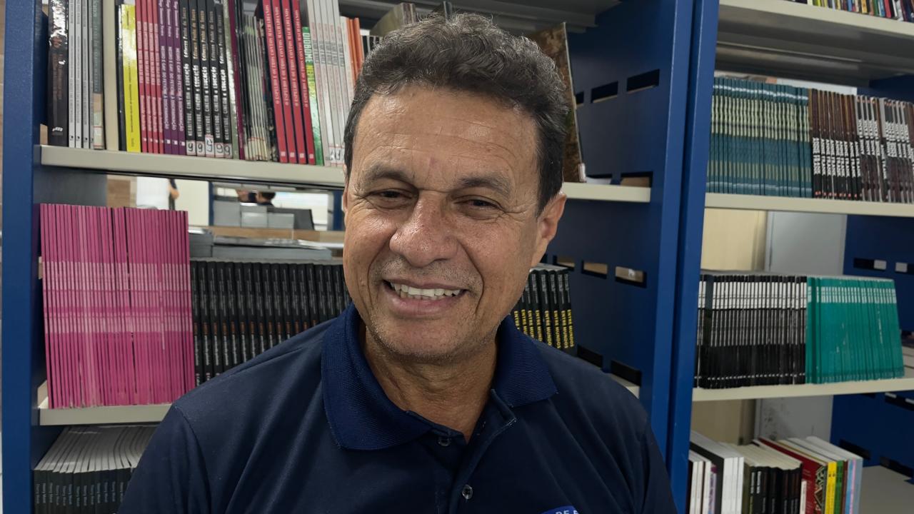 José Barreto de Oliveira Junior, diretor escolar