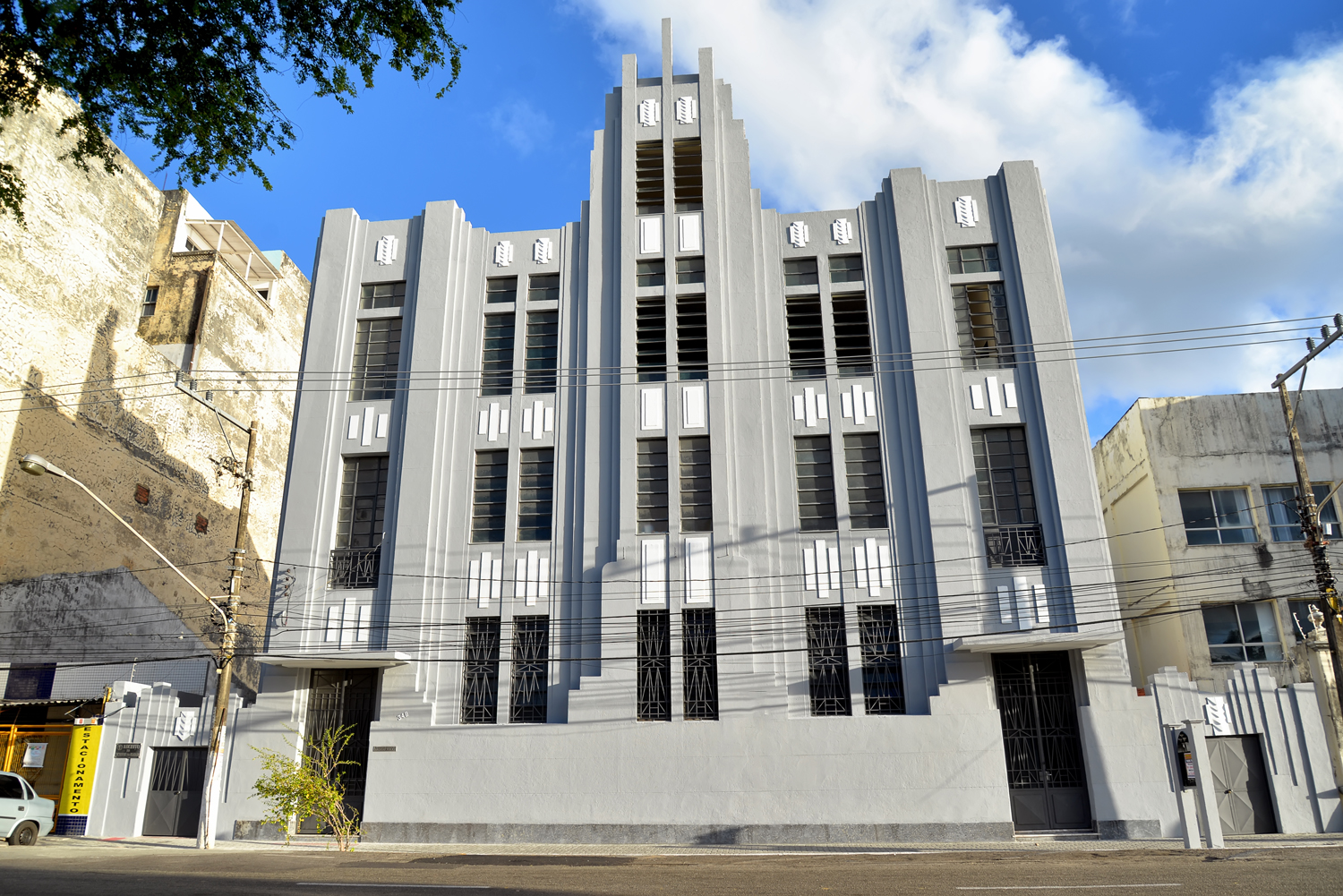 Fachada do prédio onde funciona o Arquivo Público do Estado de Sergipe no Centro de Aracaju / Foto: Maria Odília