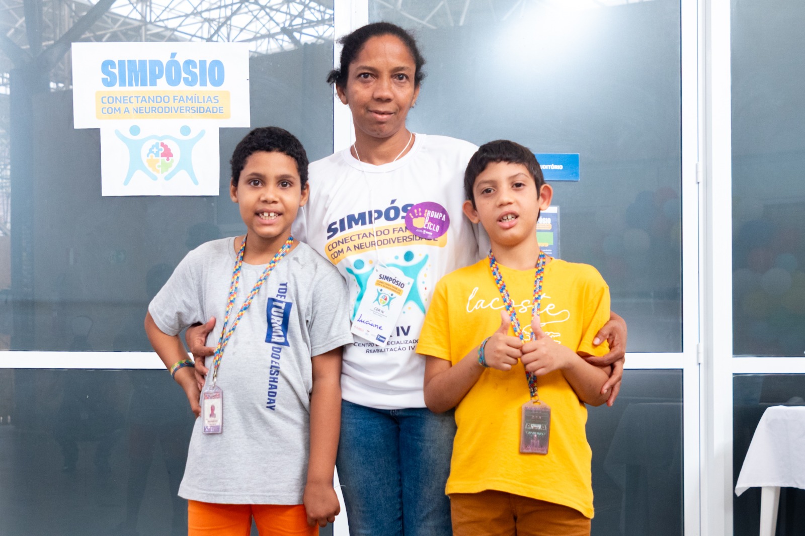 Luciene Santos Silva e os gemeos