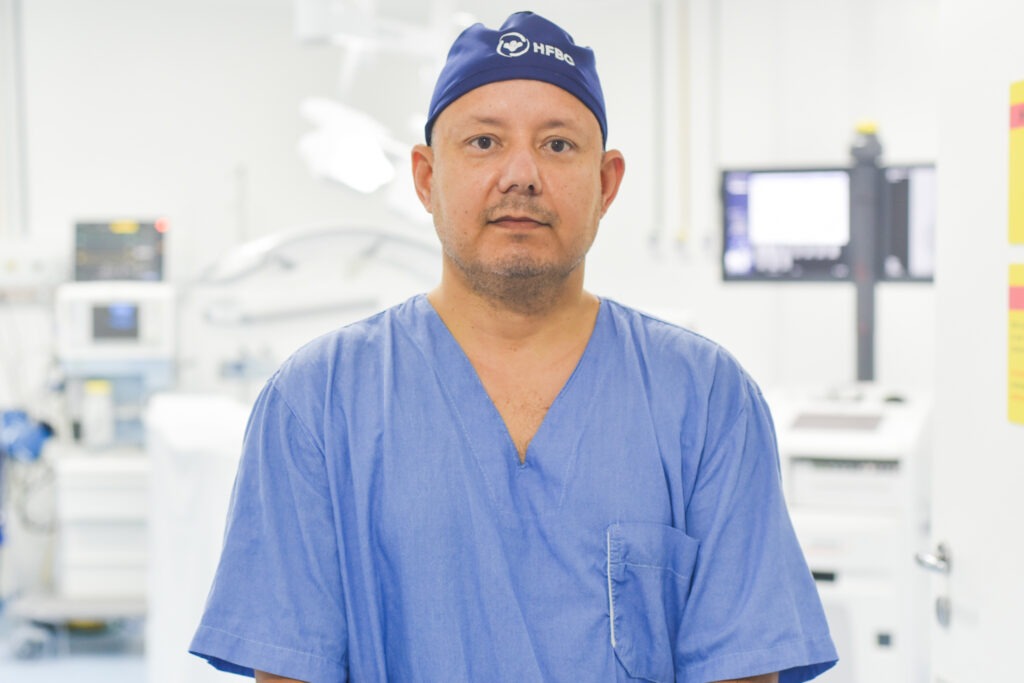 Cardiologista intervencionista e coordenador da Hemodinâmica, Thiago Lopes
