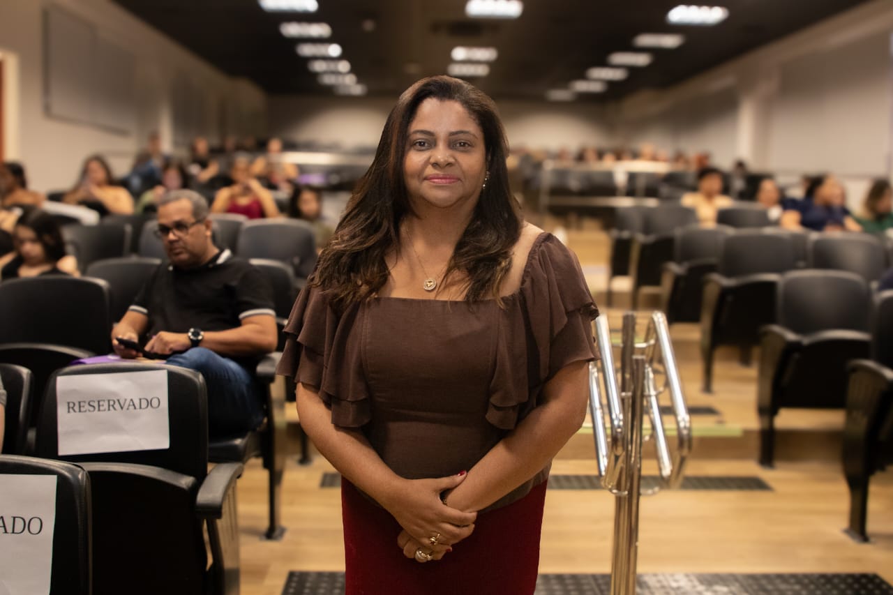Cirurgiã plástica e responsável técnica da especialidade de Cirurgia Plástica do Huse, Moema Santana