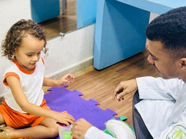 TEA em crianças: Centro do Ipesaúde aposta em tratamento multidisciplinar