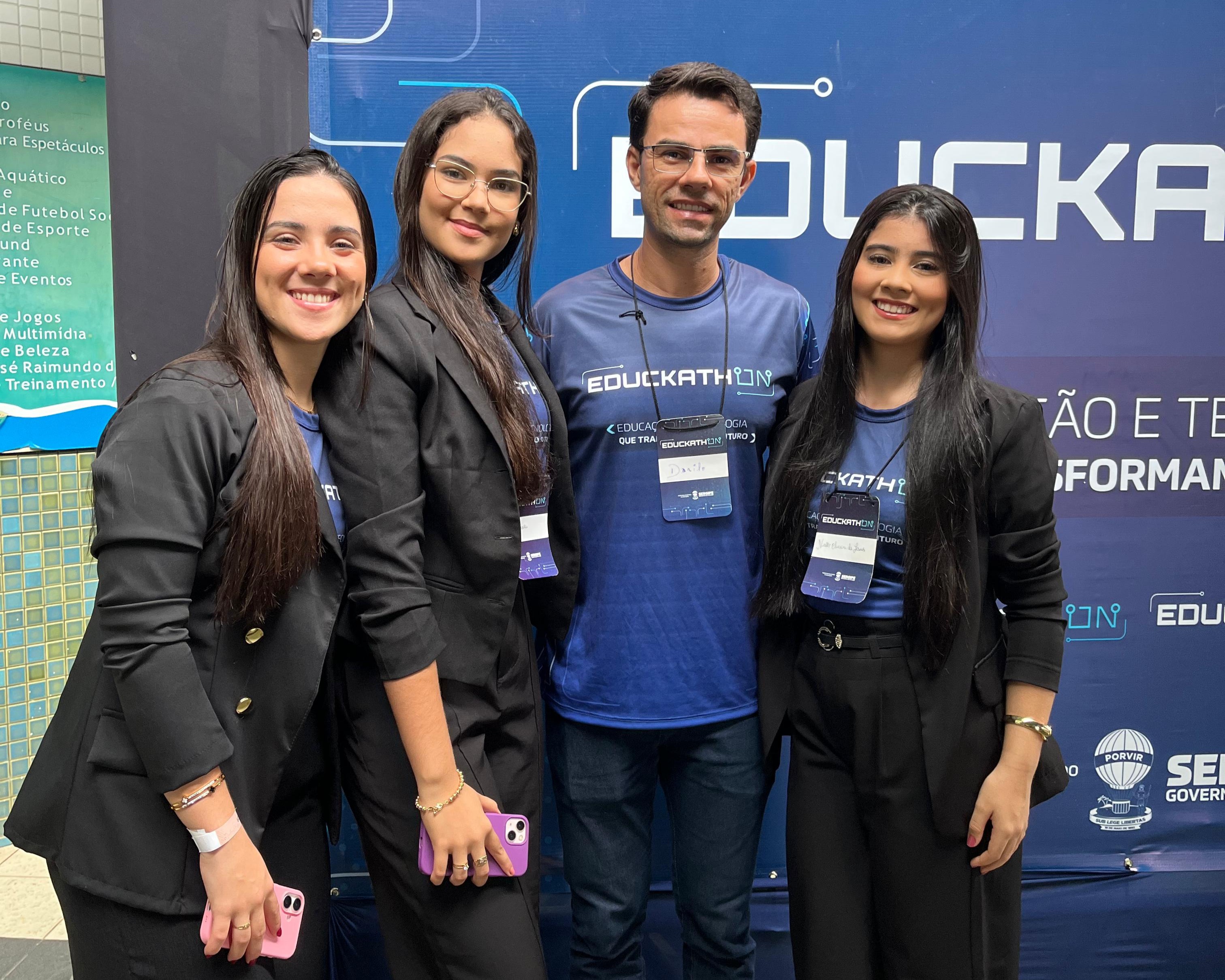 Professor de Química Danilo Oliveira, do Abdias Bezerra, em participação no Educkathon